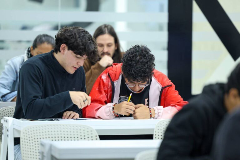 588014658_1709468763791079_2976767230467172723_n