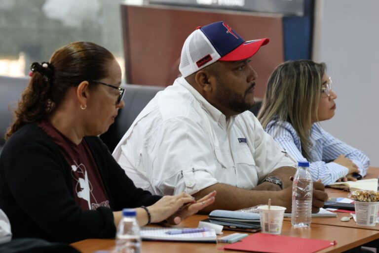 photo_4920457342420192050_y-768x512