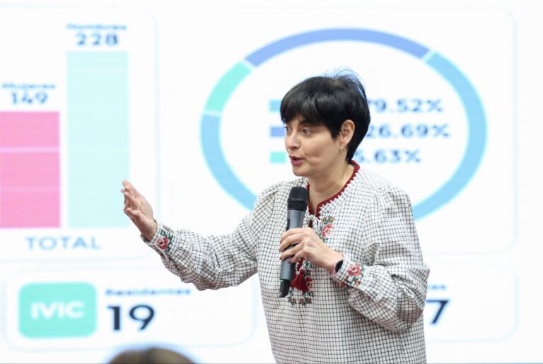 photo_4920576304424356669_y-768x515