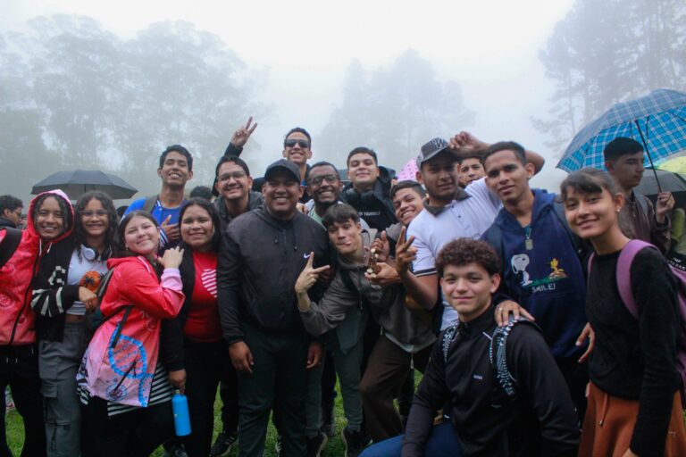 photo_4988253474201996073_w