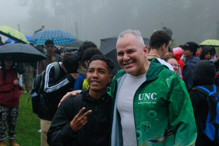 photo_4988253474201996086_w