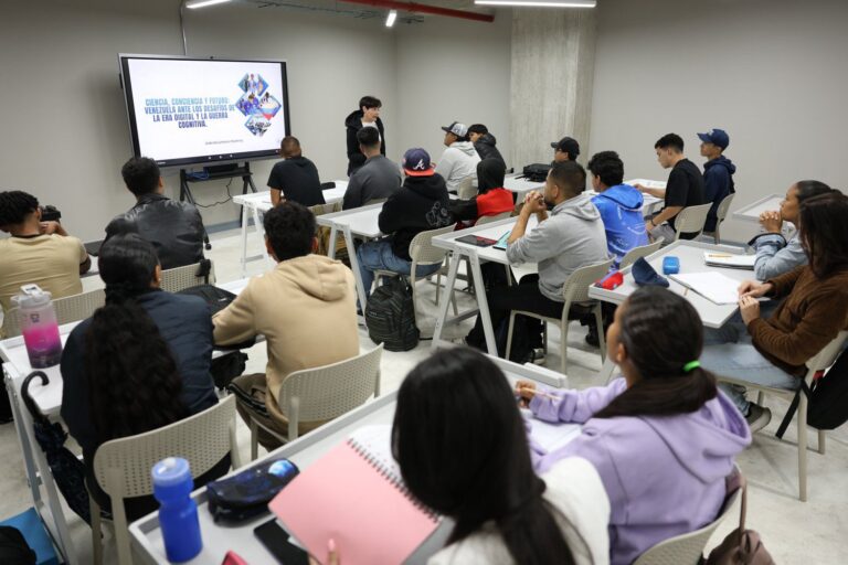 596419743_1720659336005355_8034014564175221025_n